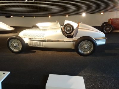 Ausflug am 16.09.2017 (Daimler-Museum/Winzerfest in Besigheim mit Fischerstechen)