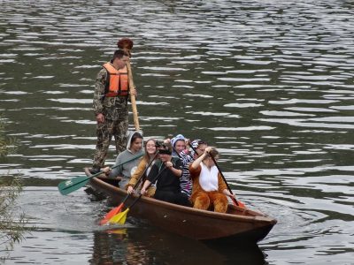 Ausflug am 16.09.2017 (Daimler-Museum/Winzerfest in Besigheim mit Fischerstechen)